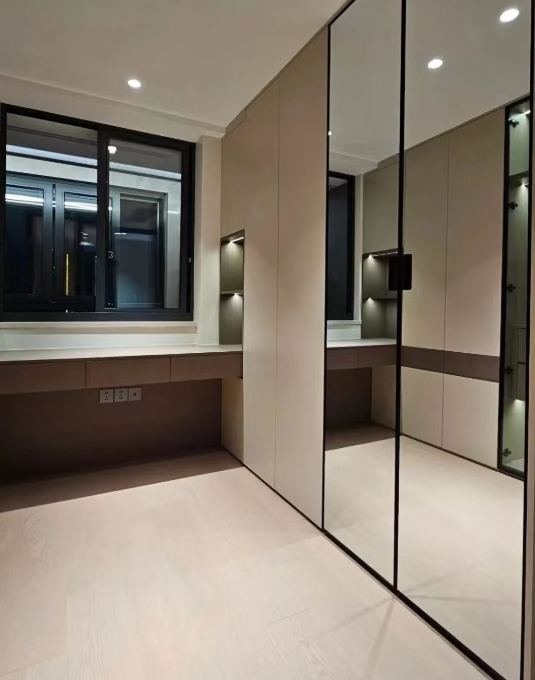 全屋不锈钢定制打造现代艺术居所