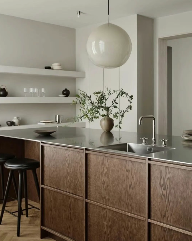 豪宅装修，为啥都喜欢用不锈钢？